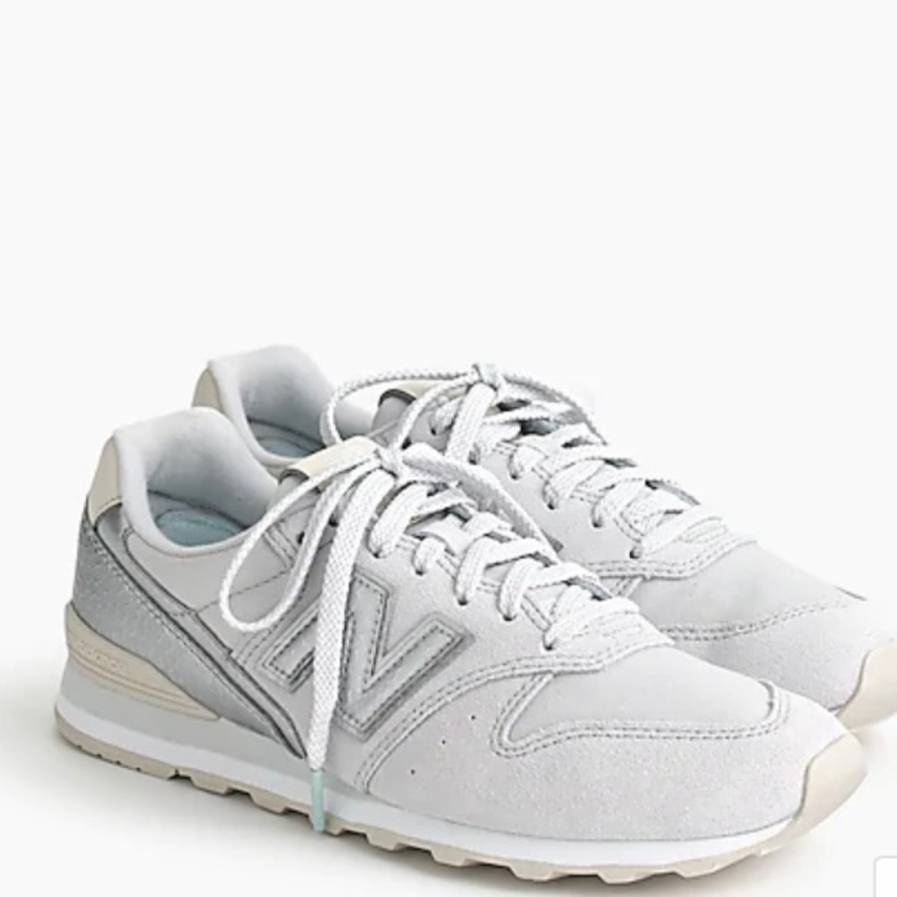 New Balance 996 Sneakers